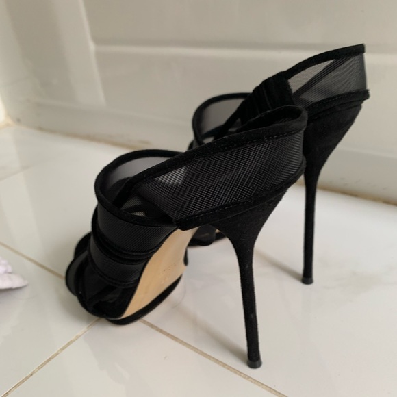 Gucci Black Suede and Mesh Betty Slingback Sandal Size 38 - Picture 4 of 5